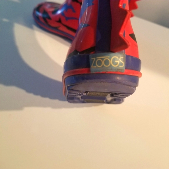 ZOOGS shark  waterproof KIDS boot - Picture 2 of 6